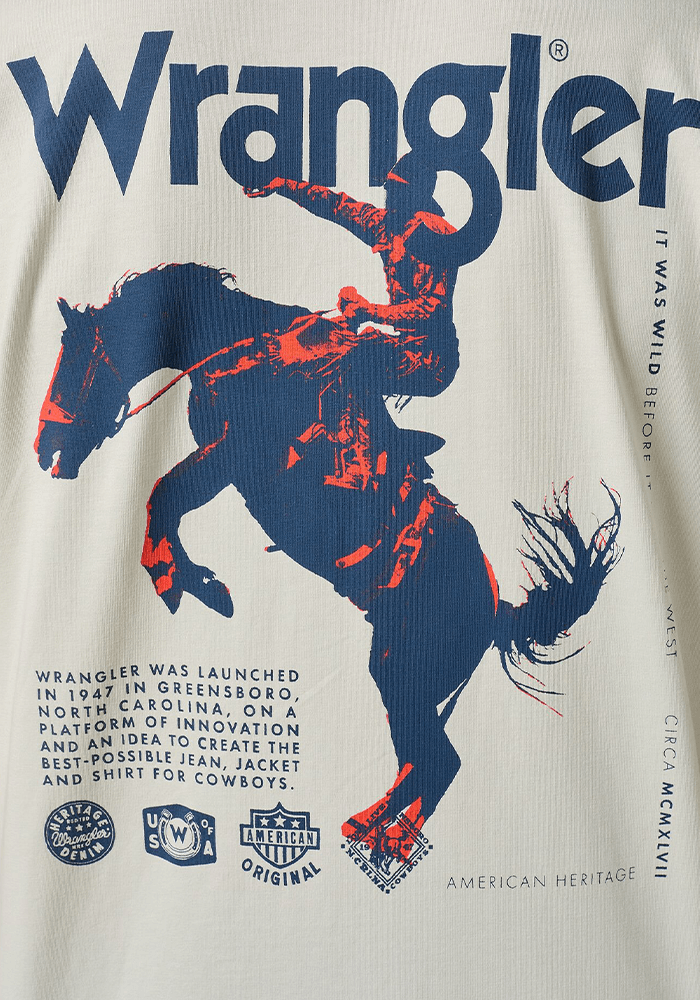 Polera Graphic Tee - Hero Cowboy Vintage White - Match Strikeoff
