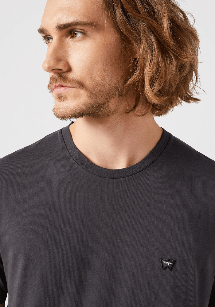 Polera Sign Off Tee - Festival Patch Black