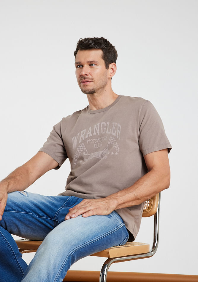 Polera Hombre Graphic Tee Iron