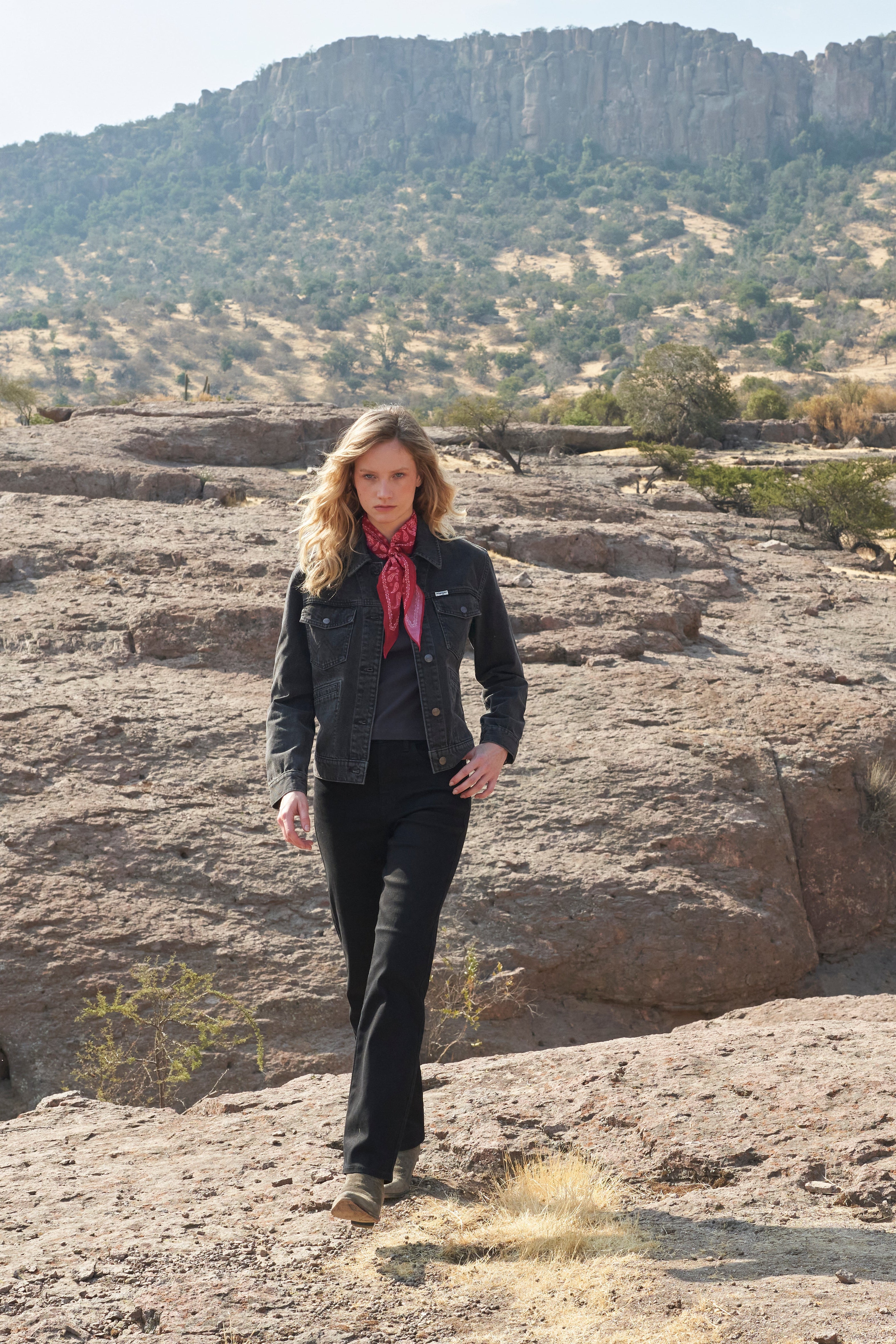 Jeans Mujer Straight Mid Rise Black