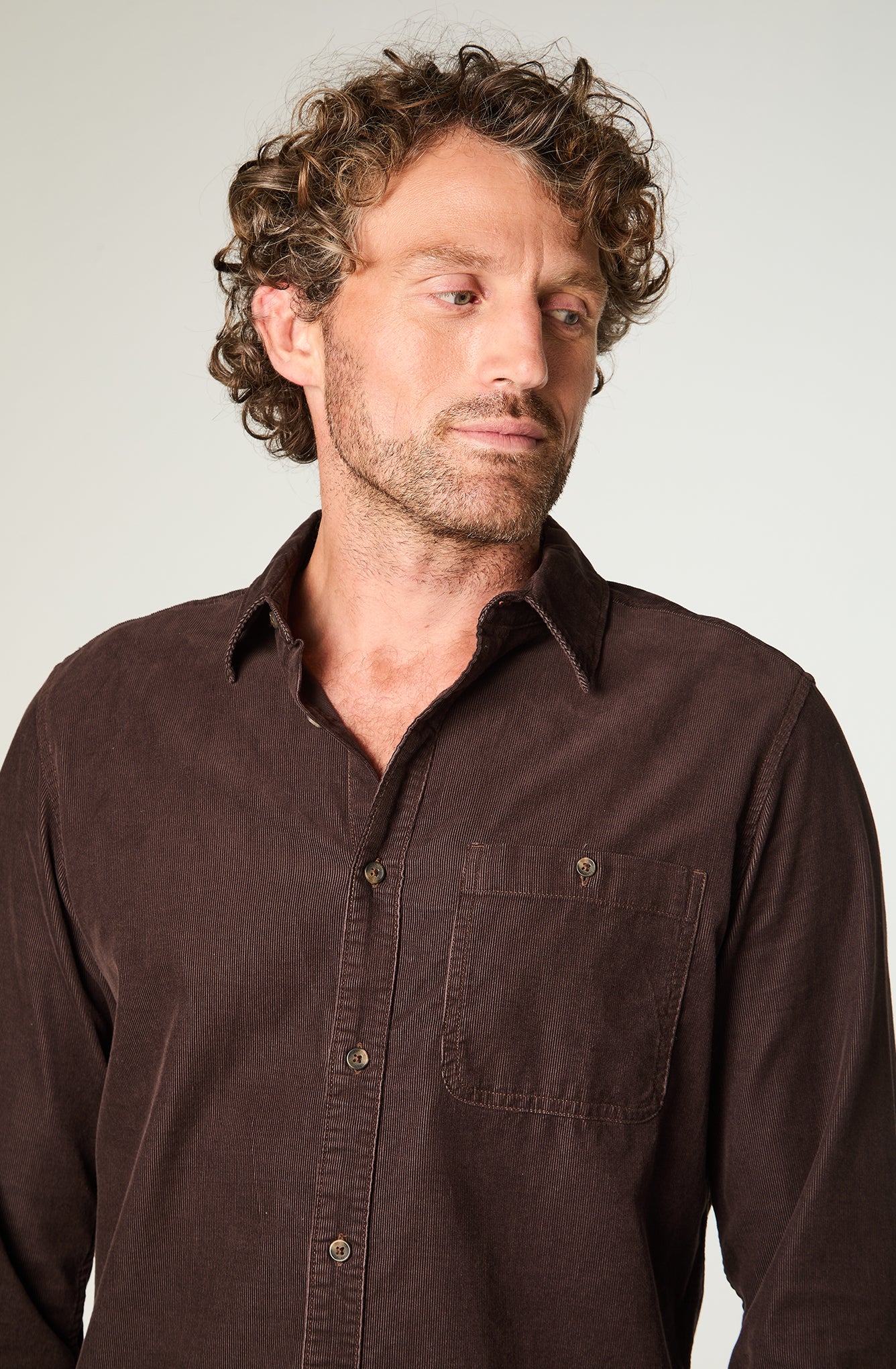 Camisa Hombre 1 Pocket Cotelé Café Oscuro