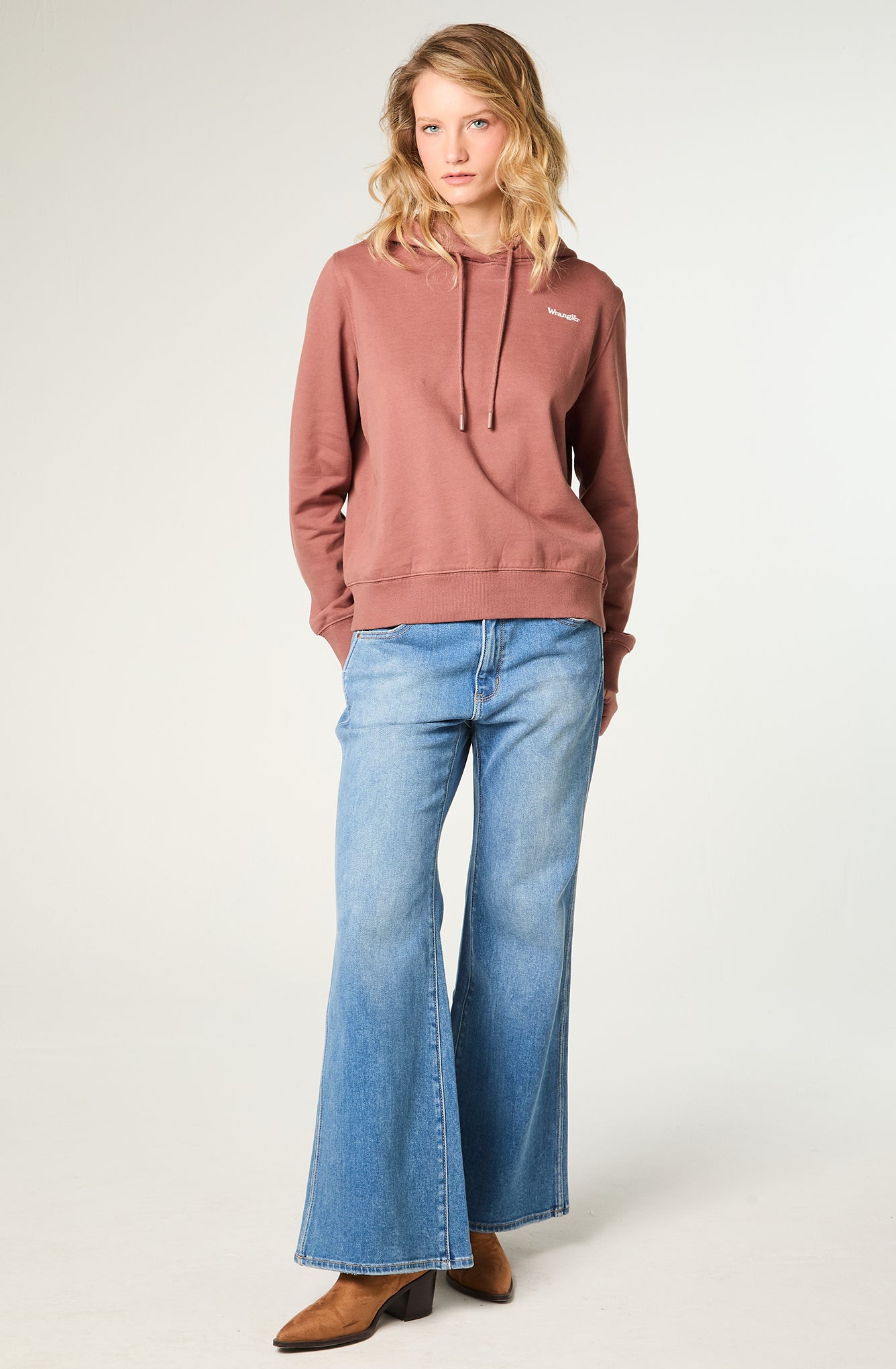 Polerón Mujer Hoodie Regular Café