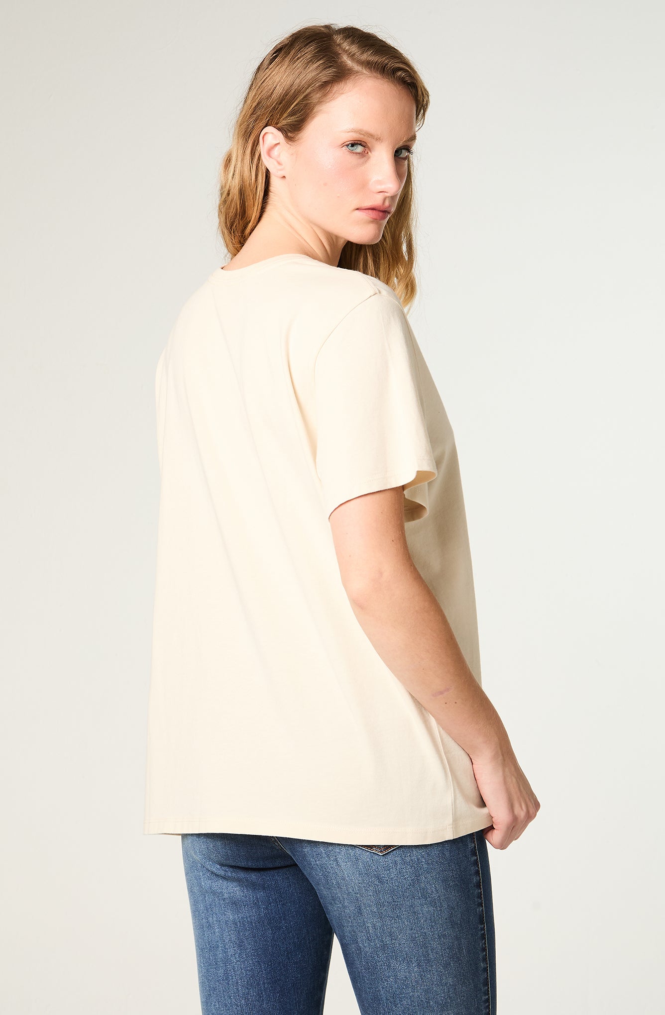 Polera Mujer Graphic Tee Regular Blanco