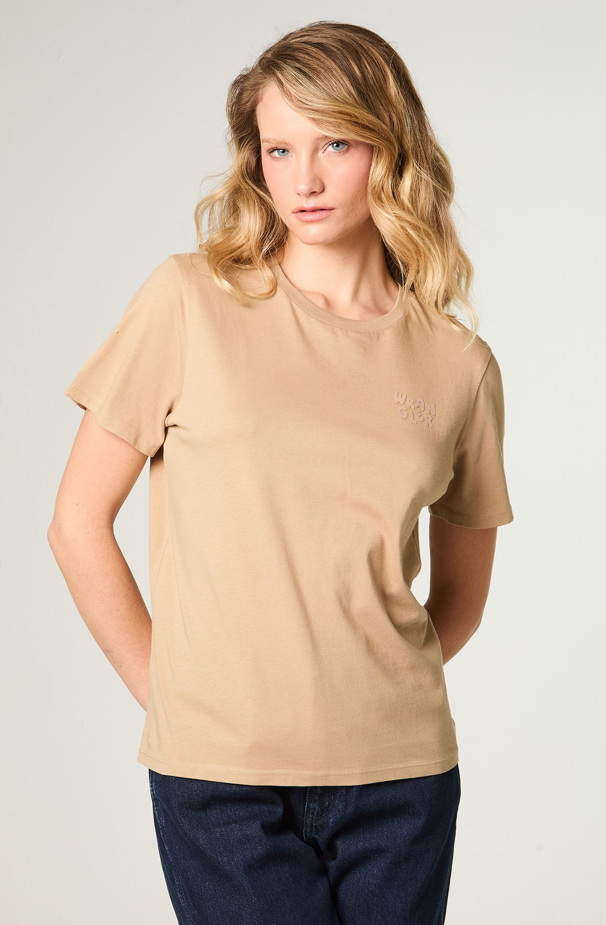 Polera Mujer Graphic Regular Negro