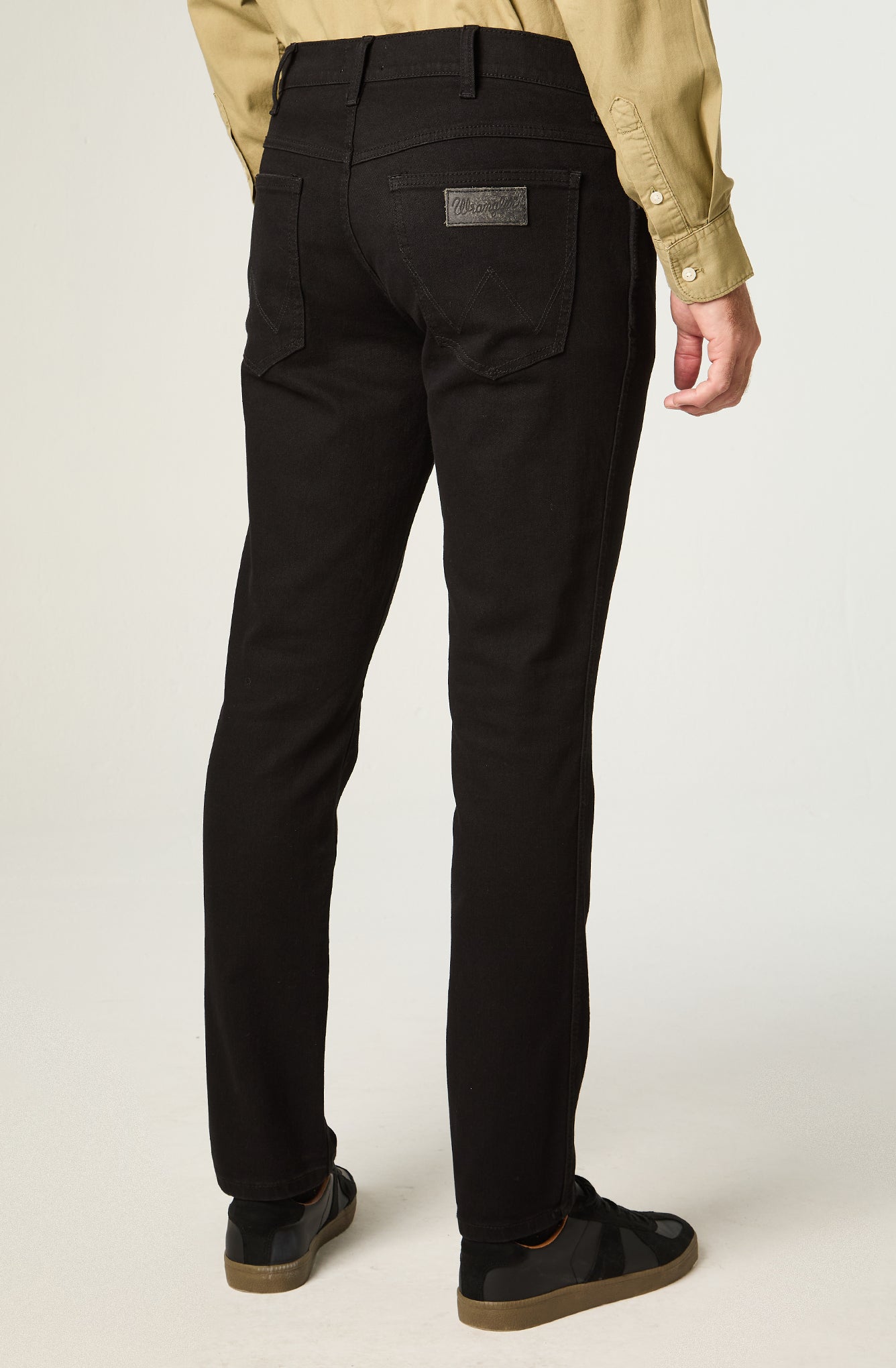 Jeans Hombre Larston Slim Negro