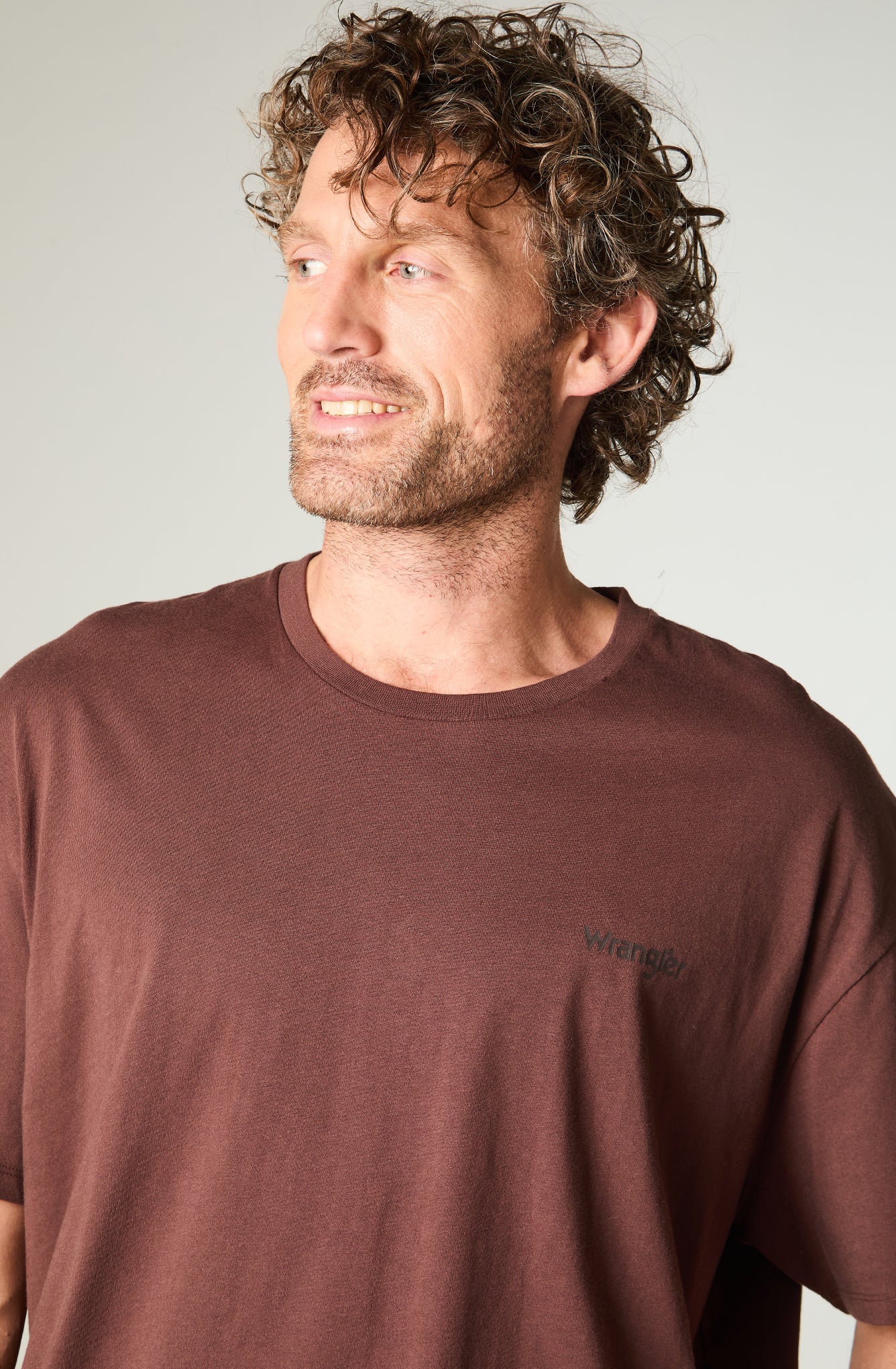 Polera Hombre Vintage Tee Regular Café