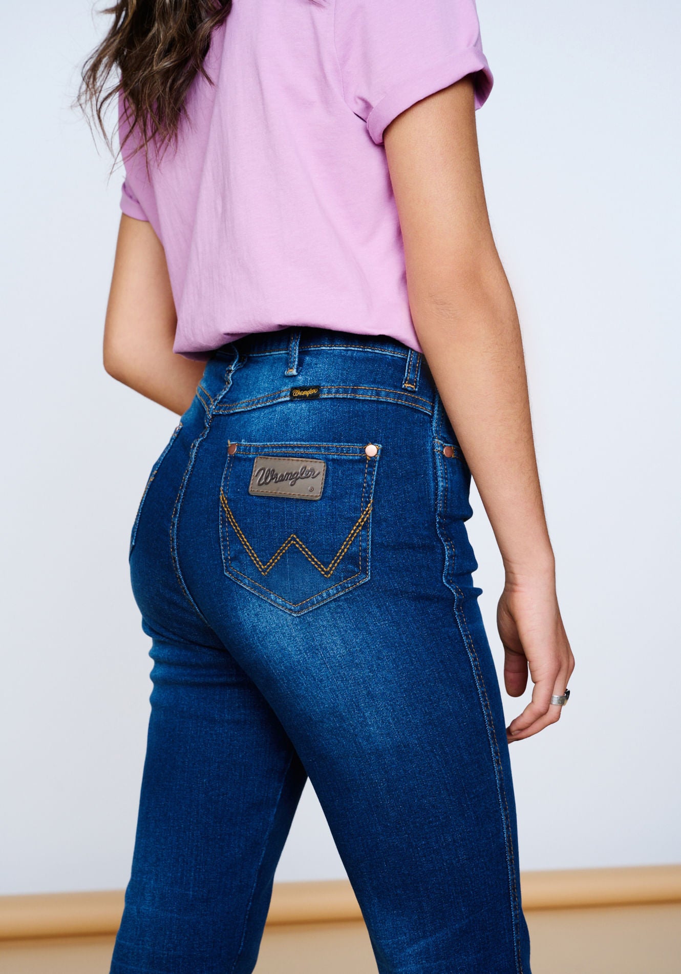 Jeans Tiro Alto Lycra Flare Azul Medio