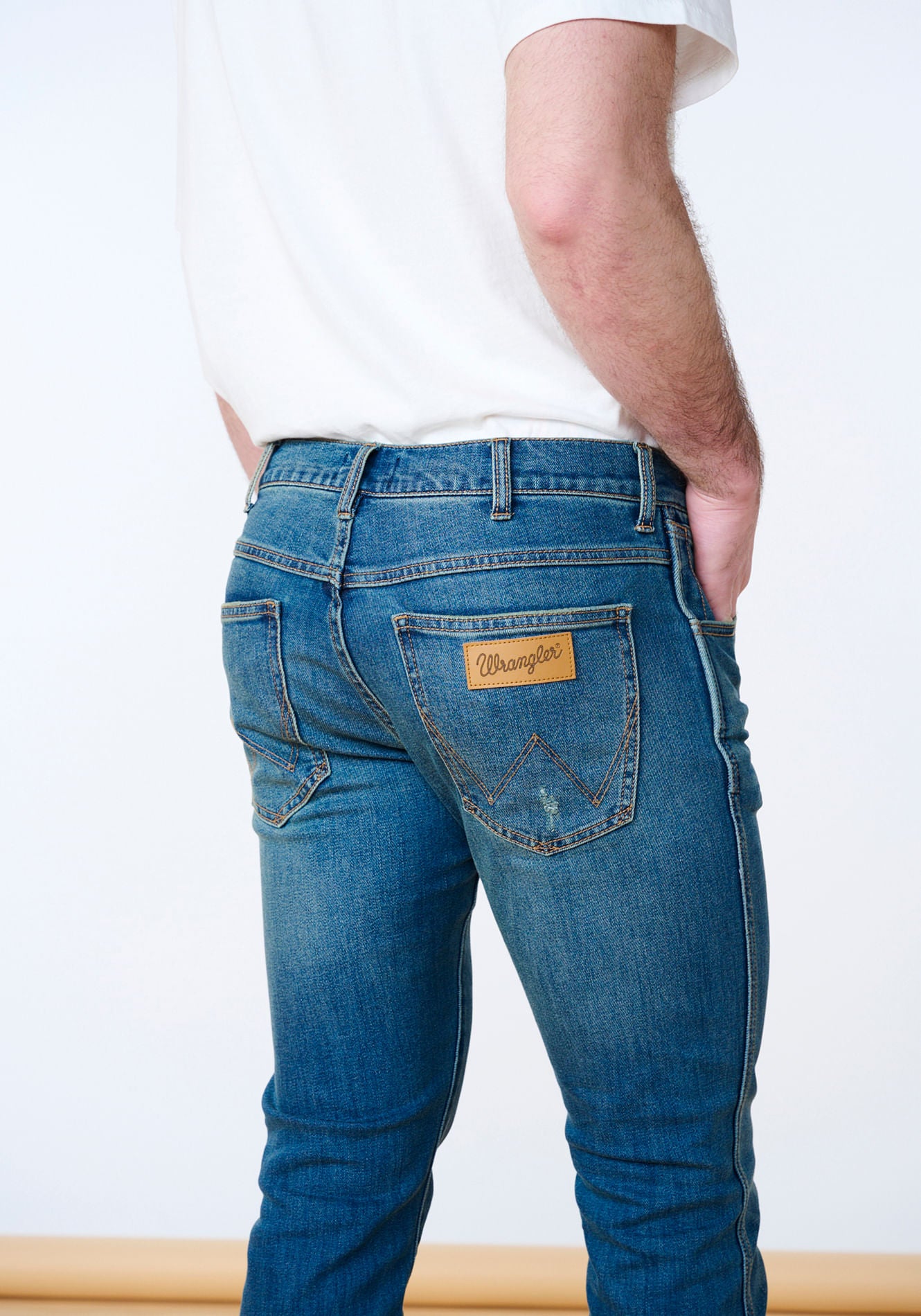 Jeans Larston Slim Tapered Fit Vintage Blue