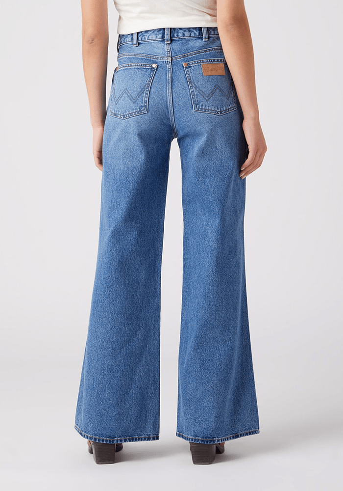 Jeans Mujer Bonnie Flare Fit Morticia