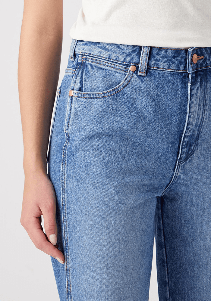 Jeans Mujer Bonnie Flare Fit Morticia