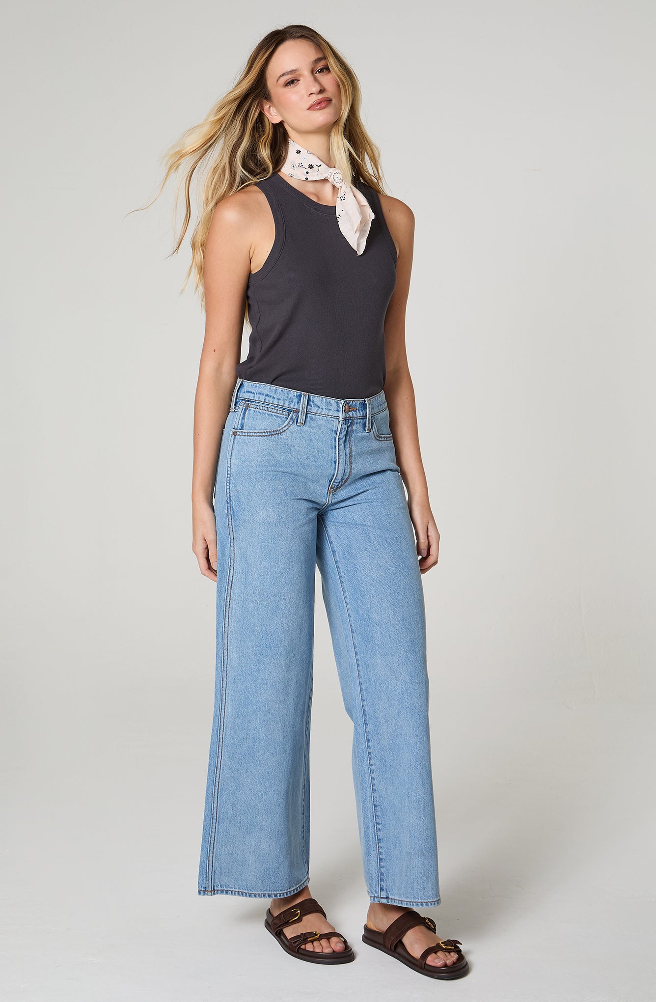 Jeans Mujer World Wide Relaxed Fit Azul Claro