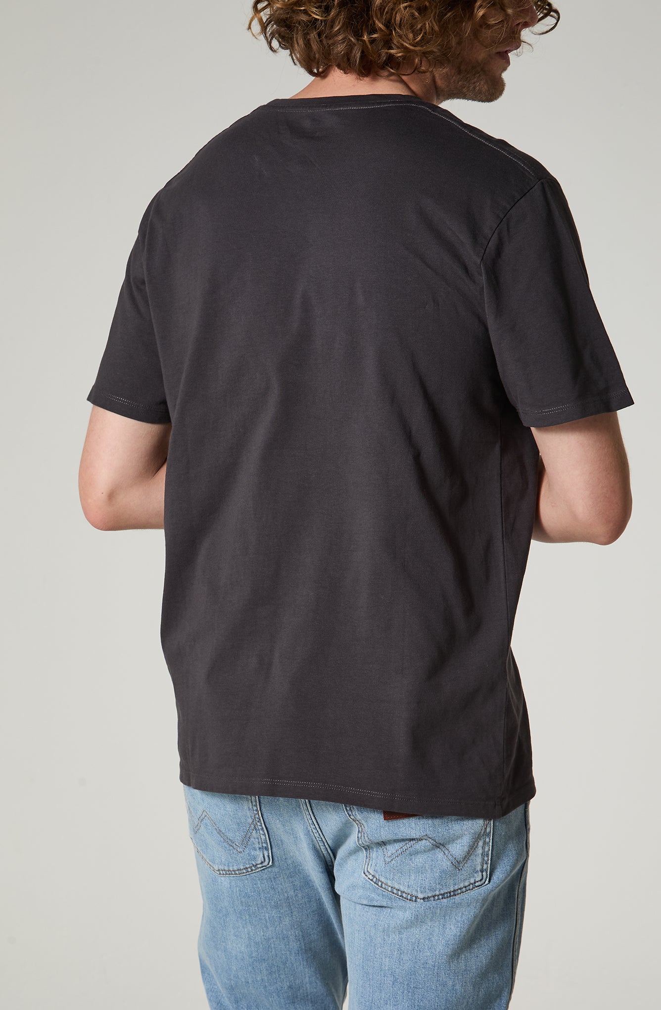 Polera Hombre Patch Regular Fit Negro