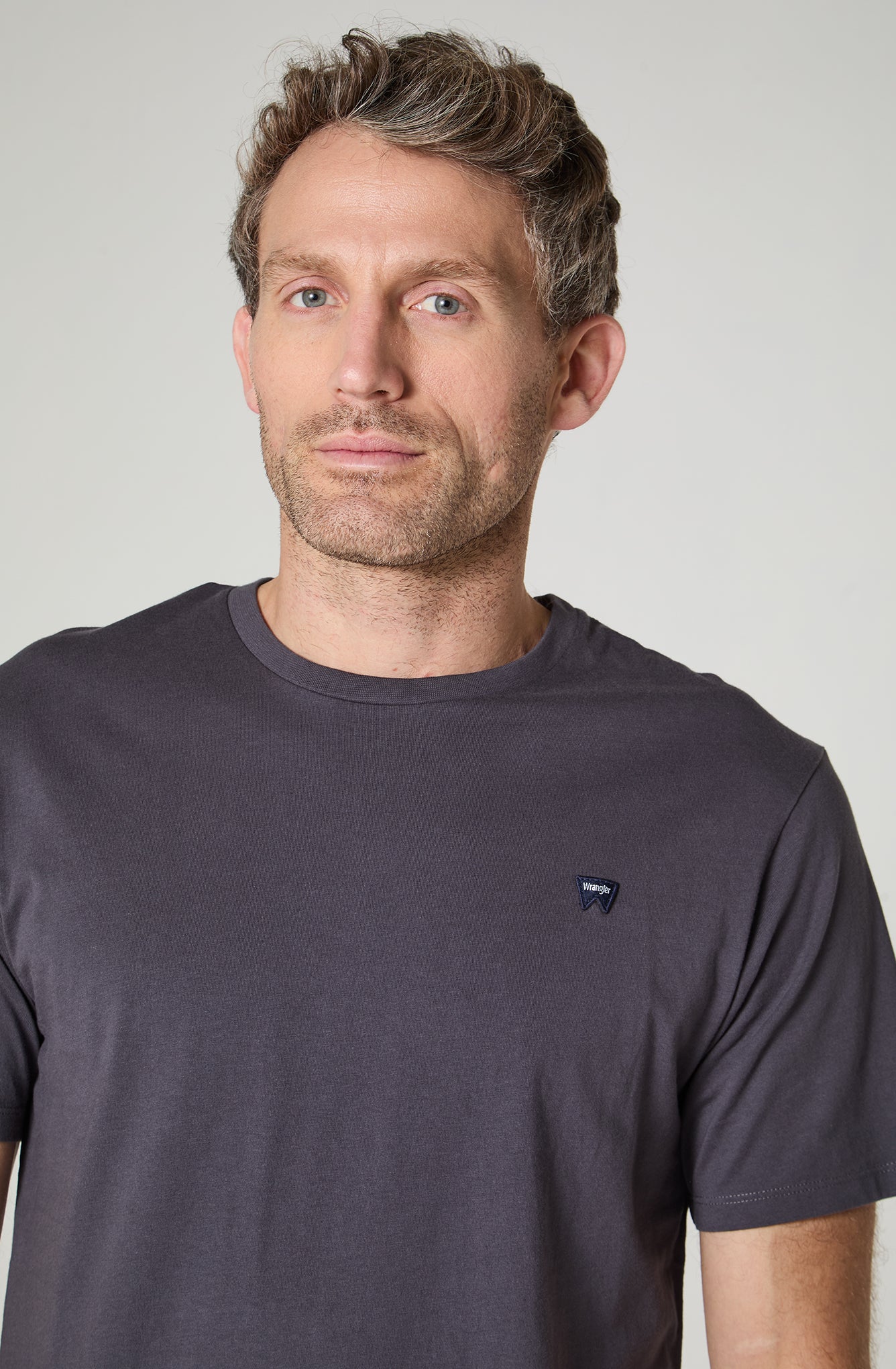 Polera Hombre Patch Regular Fit Azul Claro