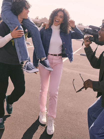 Wrangler x Stranger Things Nancy Jeans