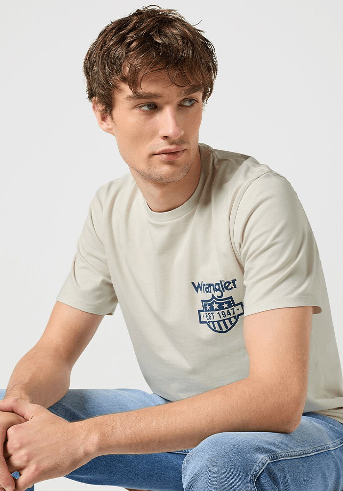 Polera Graphic Tee - Hero Cowboy Vintage White - Match Strikeoff