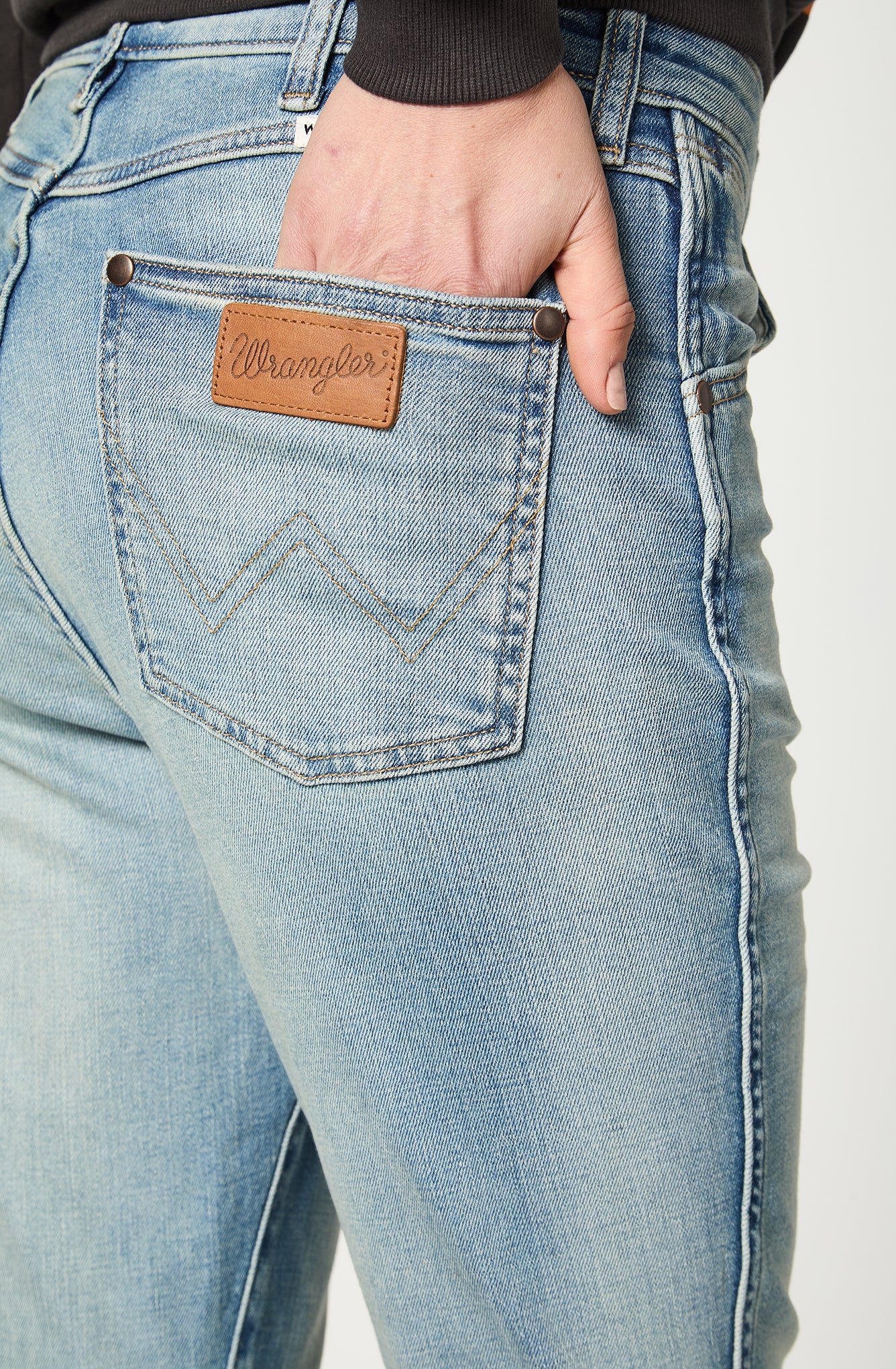 Jeans Mujer Tiro Alto Walker Fit