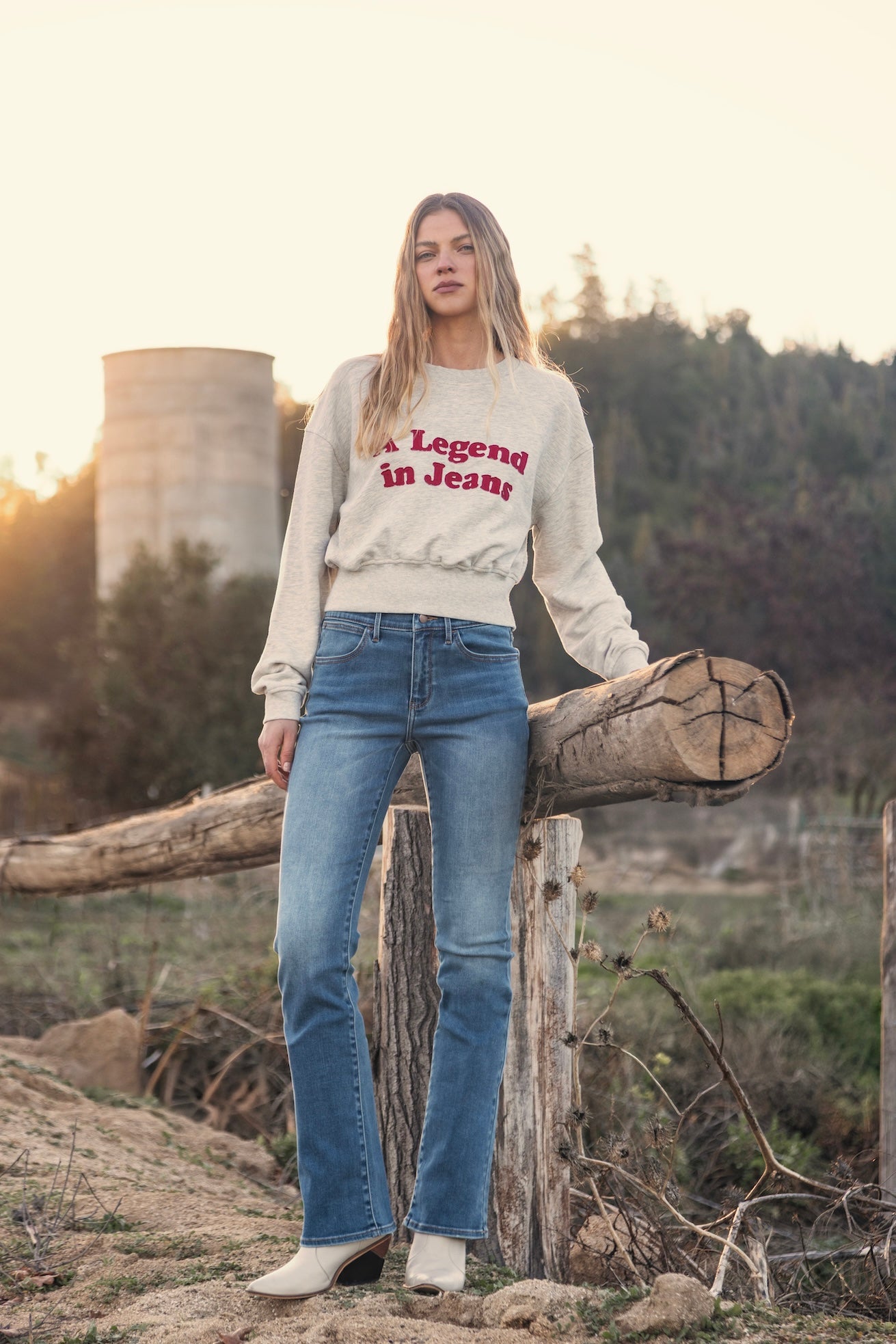Sweatshirt Mujer Relaxed Cropped Legend