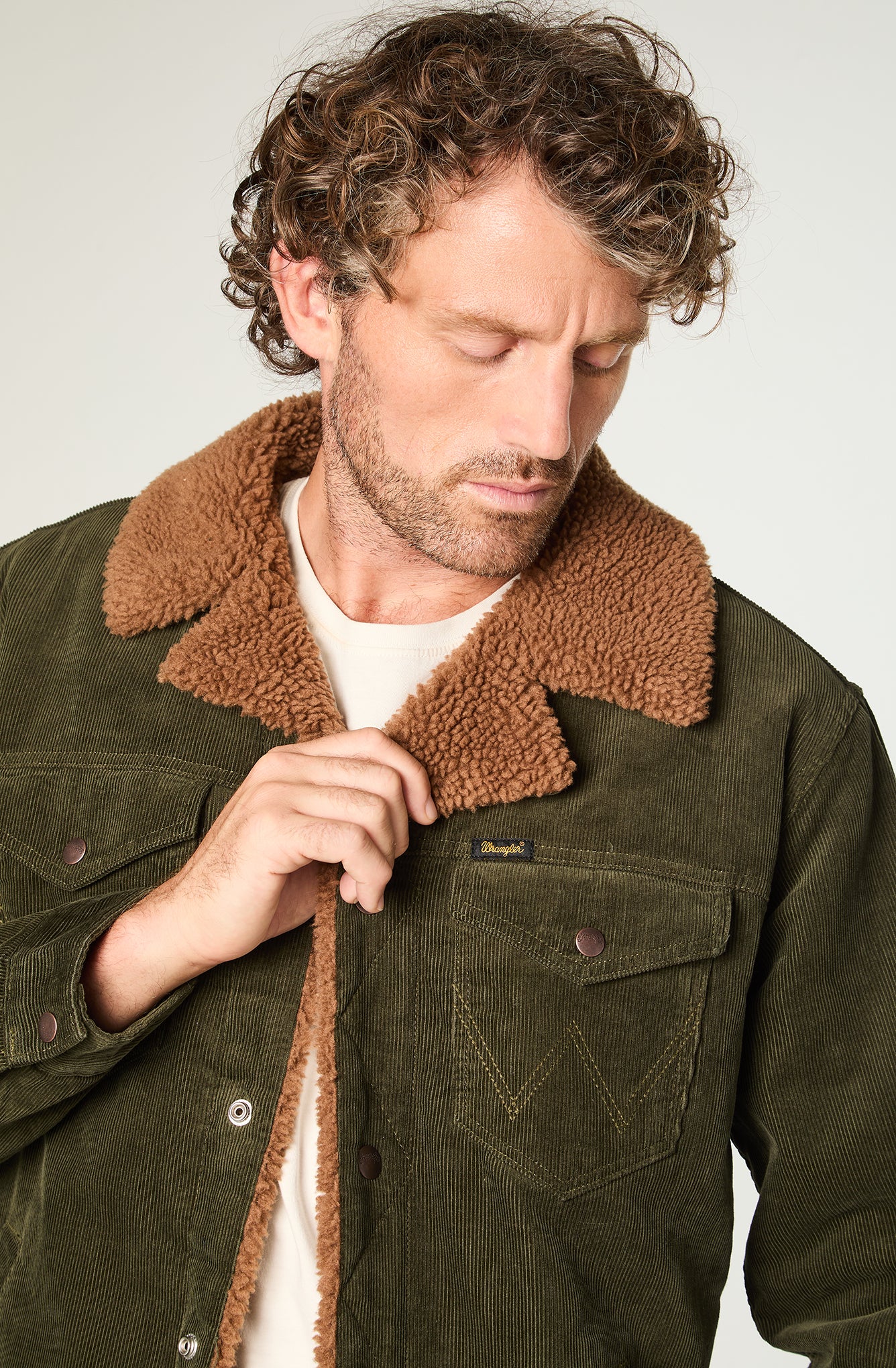 Chaqueta Hombre Cotelé Regular Verde Oscuro