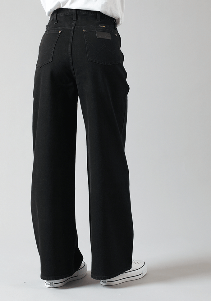 Jeans Mujer Tiro Alto Worldwide Flare Fit Black Wash