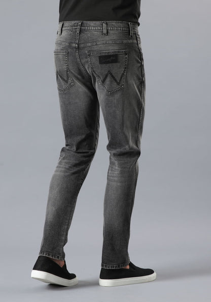 Jeans Larston Slim Tapered Fit Bllack Strong