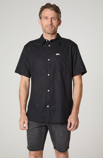 Camisa Hombre Manga Corta Lino 1 Bolsillo Regular Fit Negro