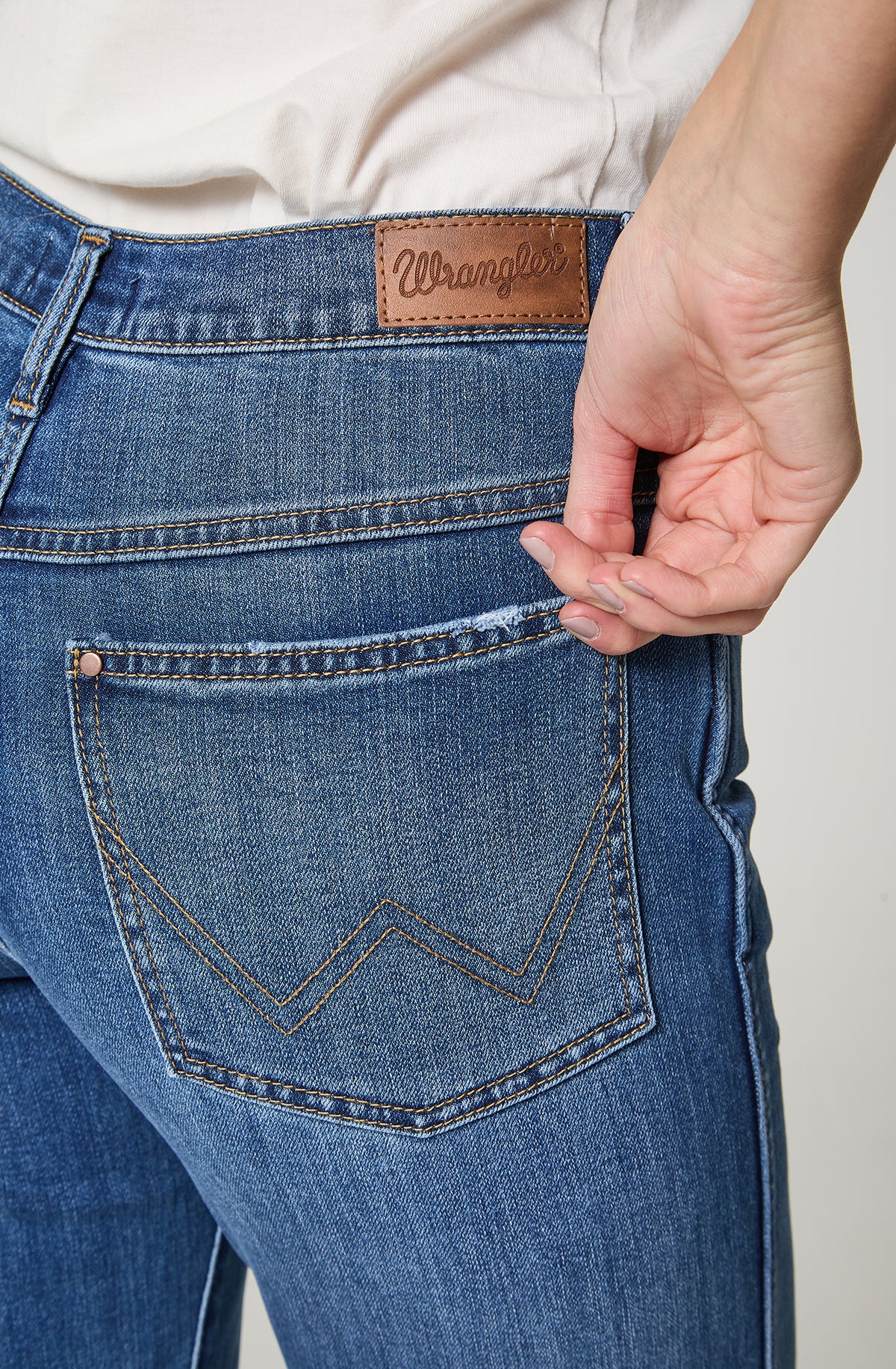 Jeans Mujer Tiro Alto Wild West Straight Fit