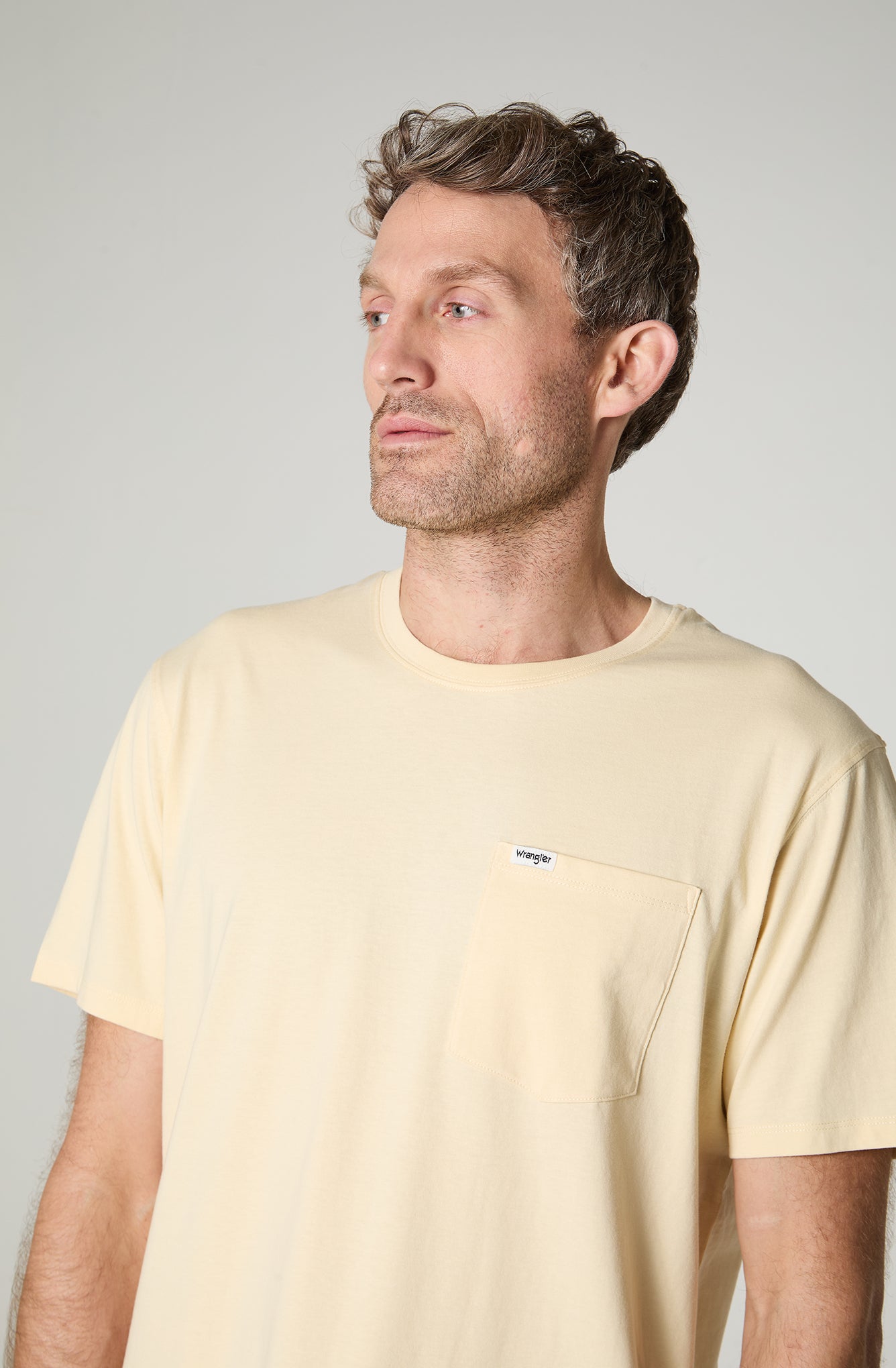 Polera Hombre 1 Pocket Regular Fit  Amarillo