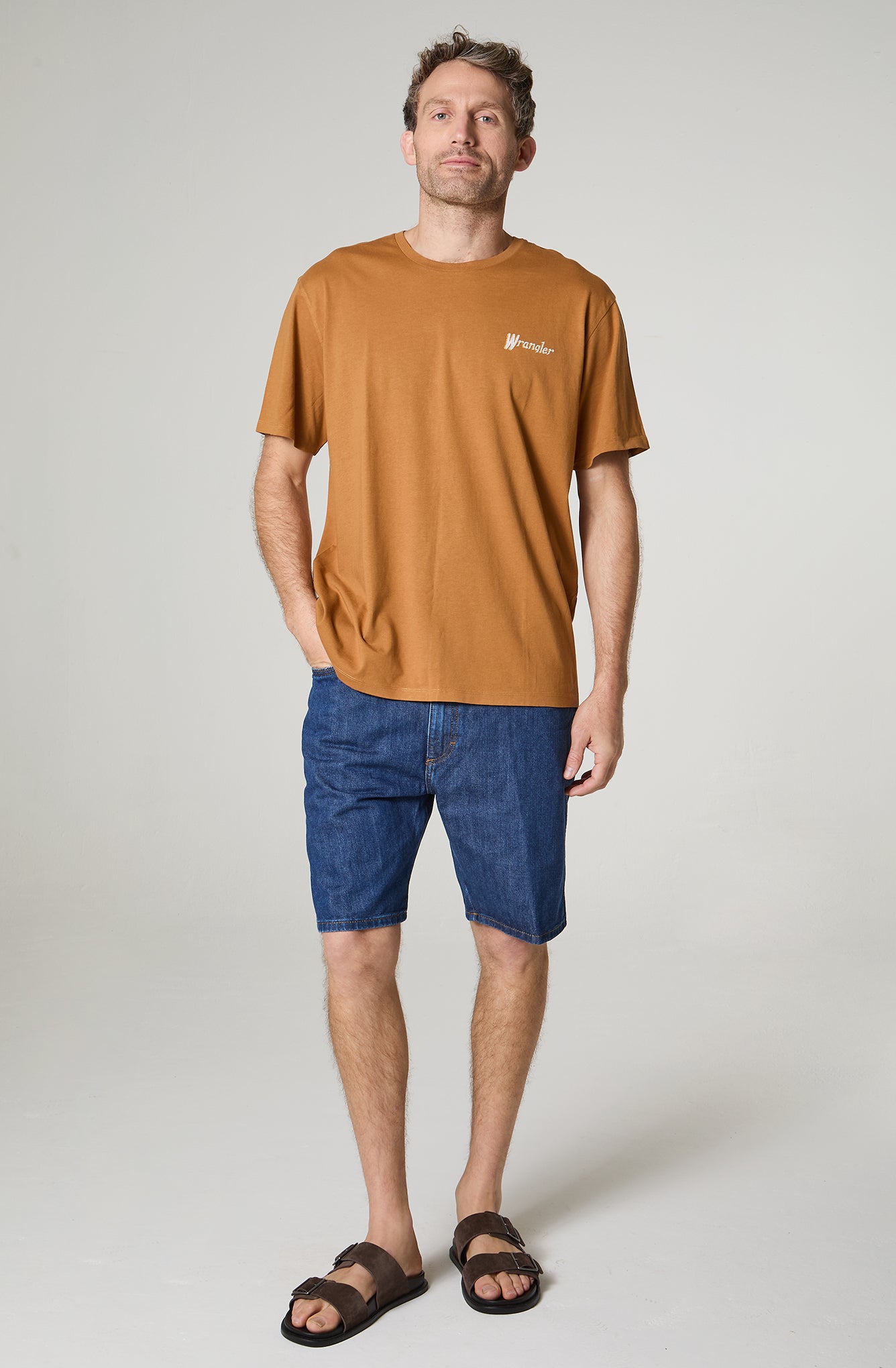 Polera Hombre Patch Café Claro