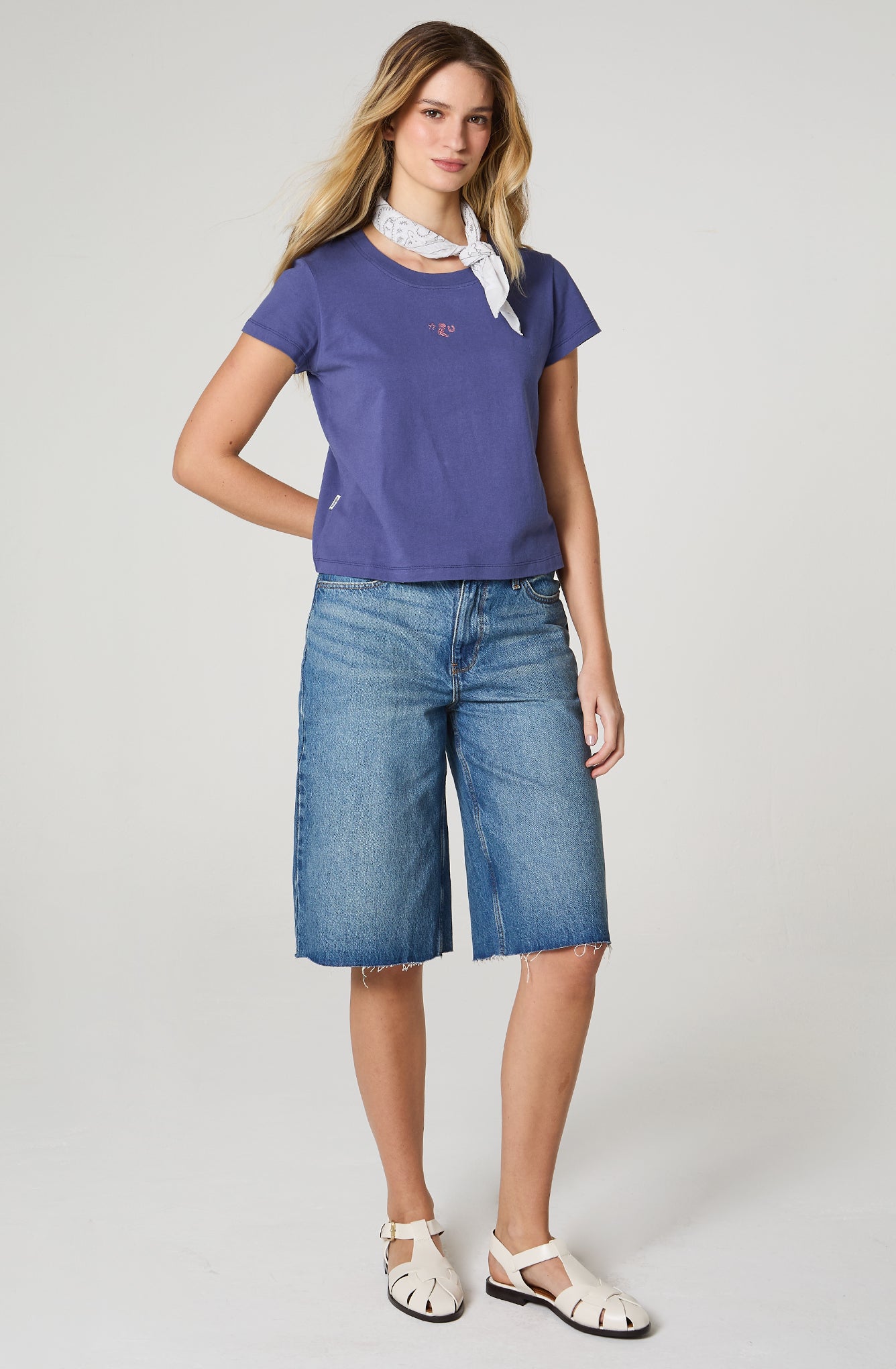 Polera Mujer Crop Manga Corta Regular Fit 100% Cotton Azul