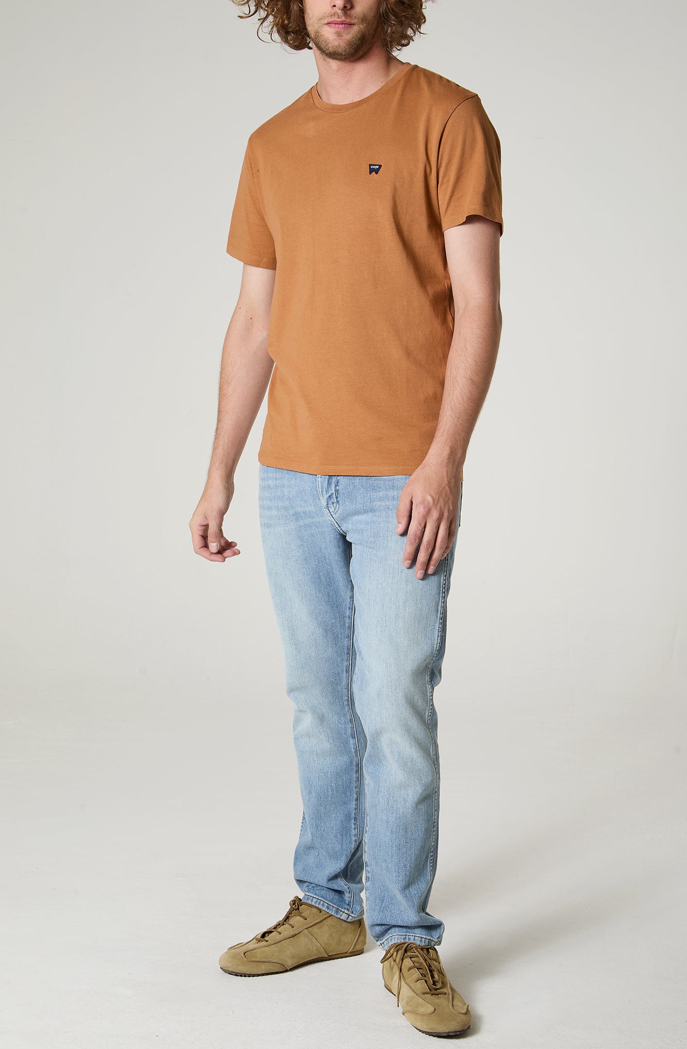 Polera Hombre Patch Regular Fit Café Claro