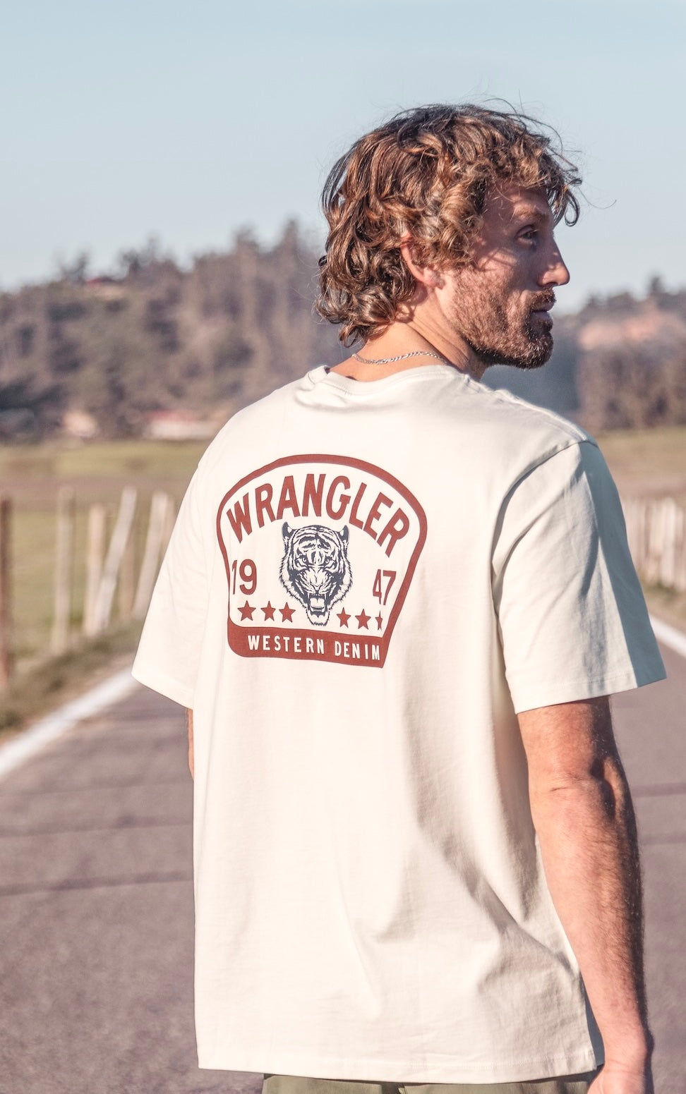Polera Hombre Graphic Tee White